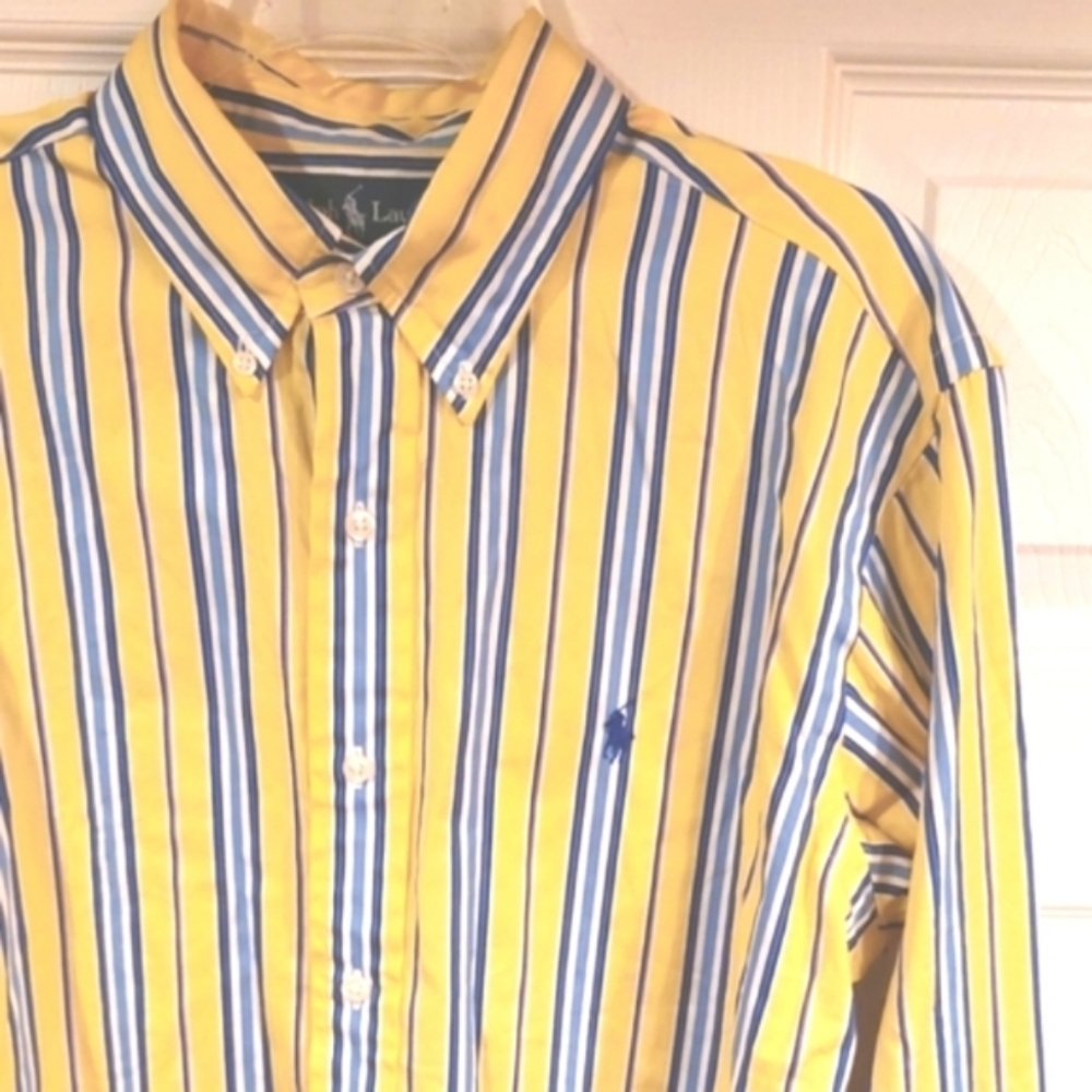 RALPH LAUREN Classic Fit Button Down Shirt